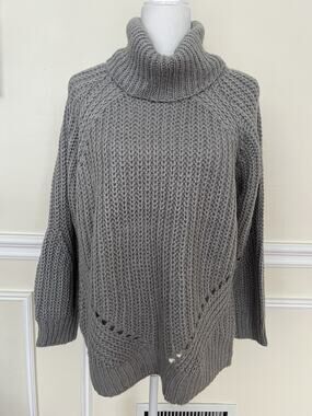 CLOTH BY DESIGN Pointelle Turtle Neck Sweater In gray size M women A003059